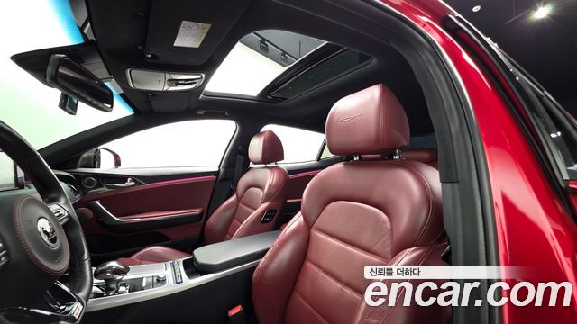 Kia Stinger 3.3 Turbo 2WD GT 2018 — фото 17