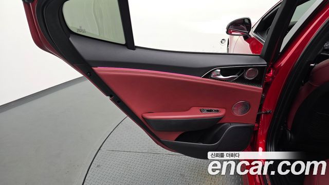 Kia Stinger 3.3 Turbo 2WD GT 2018 — фото 25