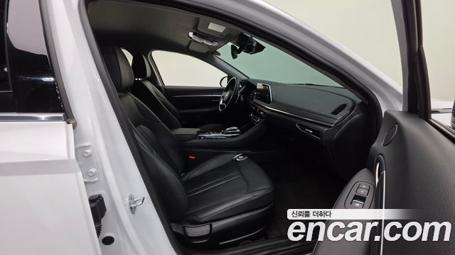 Hyundai Sonata (DN8) 2.0 Premium Plus 2022 — фото 10