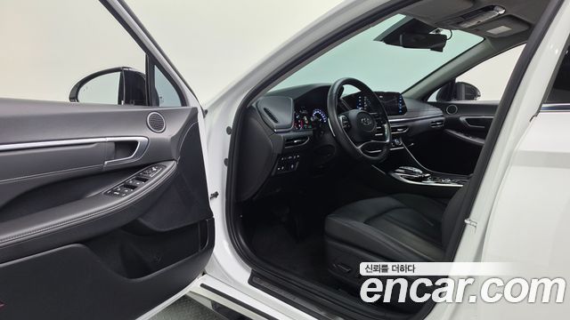 Hyundai Sonata (DN8) 2.0 Premium Plus 2022 — фото 11