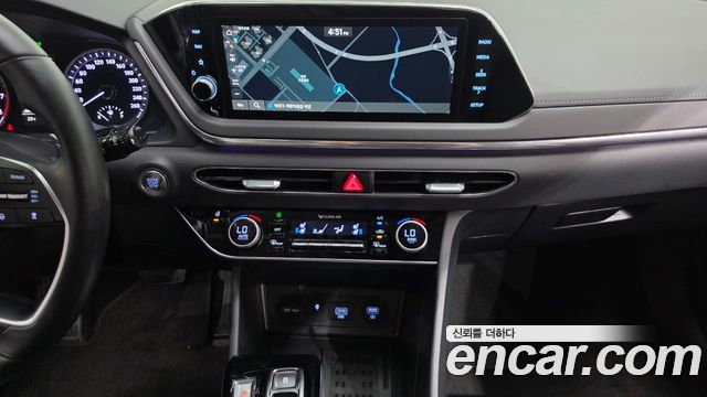 Hyundai Sonata (DN8) 2.0 Premium Plus 2022 — фото 13