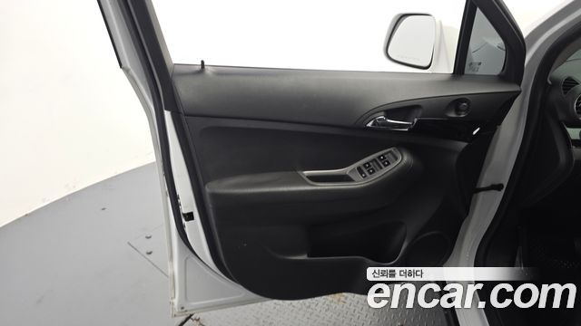 Chevrolet Orlando 2.0 Diesel LTZ Premium 2012 — фото 24