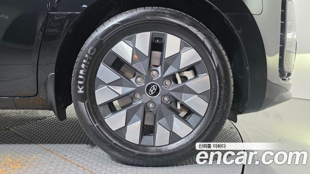 Hyundai Staria L3.5 Lounge 7-Seater Inspiration 2022 — фото 5