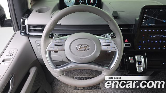 Hyundai Staria L3.5 Lounge 7-Seater Inspiration 2022 — фото 13