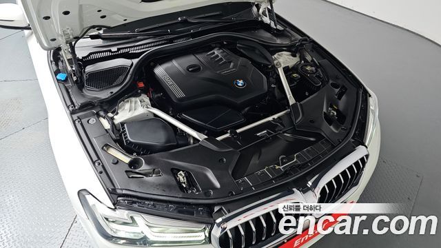 BMW 5 Series (G30) 520i Luxury 2022 — фото 6