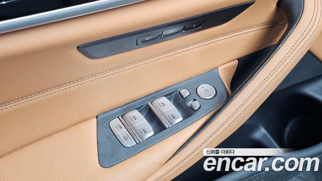 BMW 5 Series (G30) 520i Luxury 2022 — фото 29