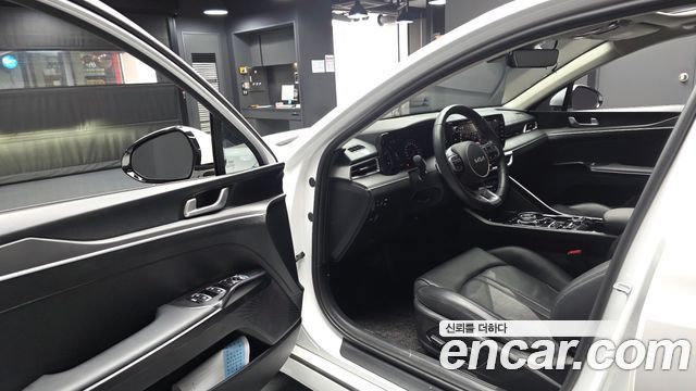 Kia K5 (III) 2.0 LPI(Renter car) Trandy 2023 — фото 10