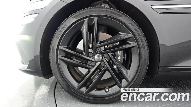 Genesis G80 (RG3) Gasoline 3.5 Turbo AWD Black 2026 — фото 5