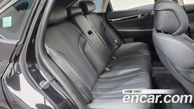 Genesis G80 (RG3) Gasoline 2.5 Turbo AWD 2024 — фото 11