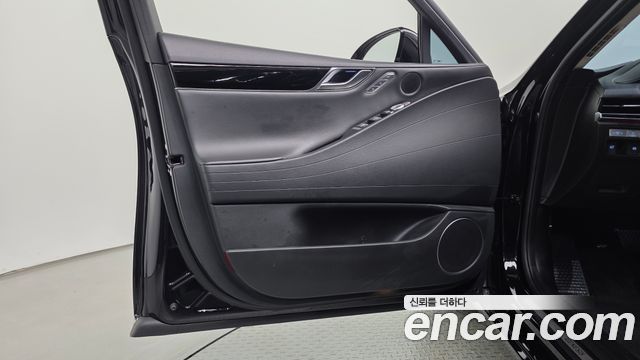 Genesis G80 (RG3) Gasoline 2.5 Turbo AWD 2024 — фото 24