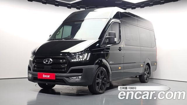 Hyundai Solati 15-seater Luxury 2020 — фото 1