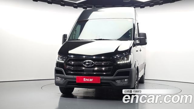 Hyundai Solati 15-seater Luxury 2020 — фото 3