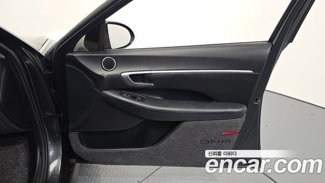 Hyundai Sonata (DN8) 2.0 LPG Smart 2020 — фото 24