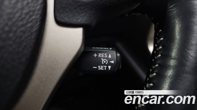 Lexus NX300h Executive 2017 — фото 17