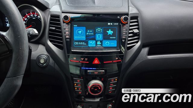 KG Mobility (SsangYong) Tivoli VX 2WD 2017 — фото 14