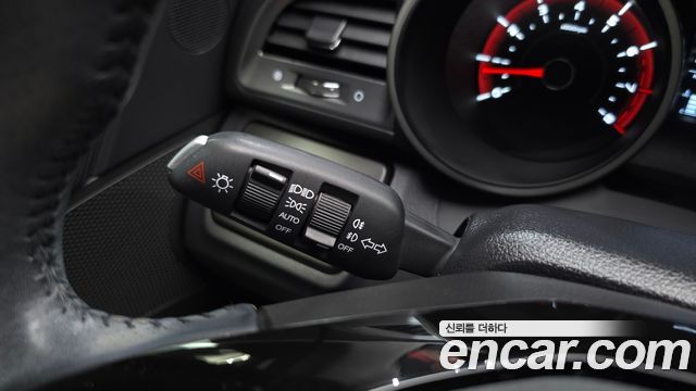 KG Mobility (SsangYong) Tivoli VX 2WD 2017 — фото 16