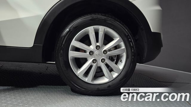 KG Mobility (SsangYong) Tivoli VX 2WD 2017 — фото 21