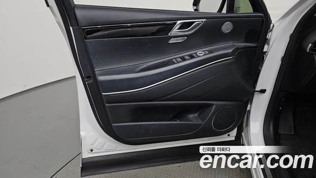 Genesis GV80 2.5T Gasoline 2WD 2022 — фото 30