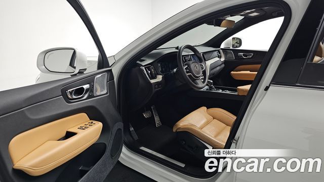 Volvo XC60 (II) T6 Inscription 2019 — фото 10