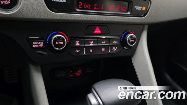 Kia Niro Noblesse 2017 — фото 16