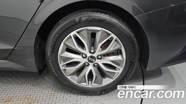 Kia K5 Hybrid (III) Noblesse 2021 — фото 21