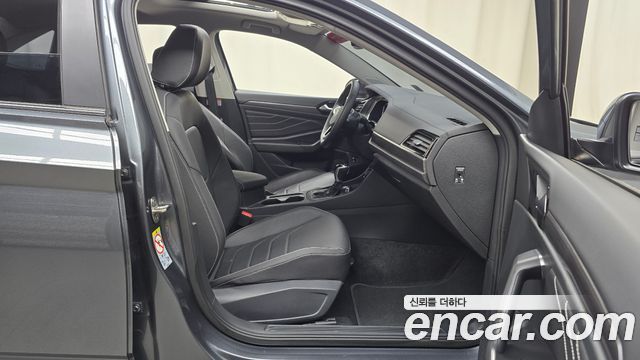 Volkswagen Jetta (VII) 1.5 TSI Prestige 2023 — фото 26