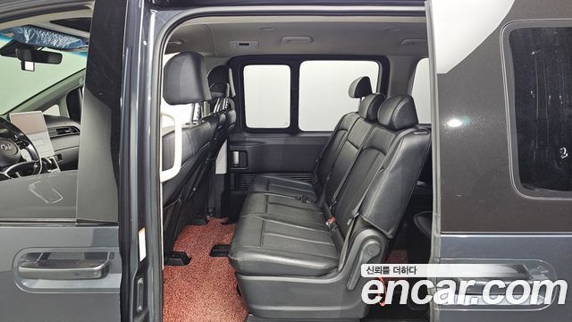 Hyundai Staria 4WD Tourer 11-Seater Modern 2022 — фото 12
