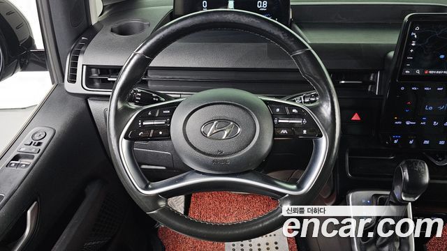 Hyundai Staria 4WD Tourer 11-Seater Modern 2022 — фото 14