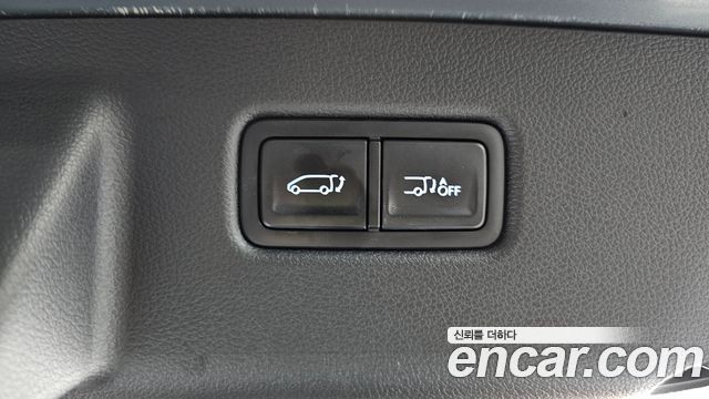Hyundai Staria 4WD Tourer 11-Seater Modern 2022 — фото 17