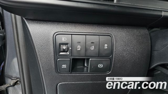 Hyundai Staria 4WD Tourer 11-Seater Modern 2022 — фото 27