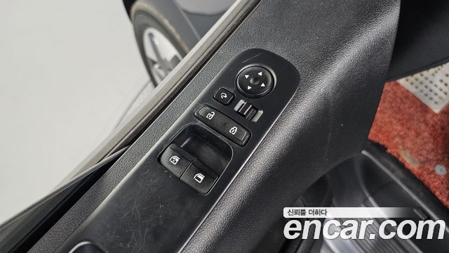 Hyundai Staria 4WD Tourer 11-Seater Modern 2022 — фото 28