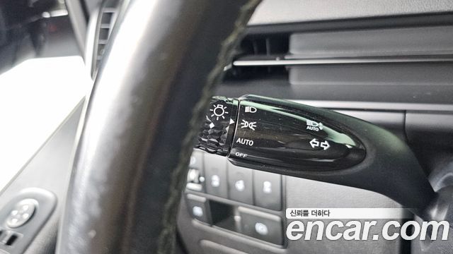 Hyundai Staria 4WD Tourer 11-Seater Modern 2022 — фото 29
