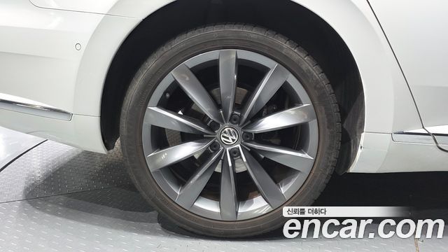 Volkswagen Arteon 2.0 TDI Presige 4Motion 2020 — фото 5
