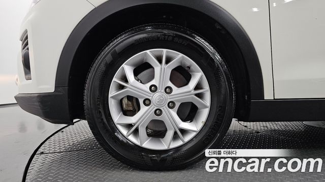 KG Mobility (SsangYong) Very New Tivoli Gasoline 1.5 2WD V3 2021 — фото 5