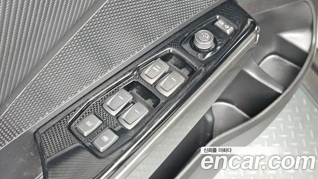 KG Mobility (SsangYong) Very New Tivoli Gasoline 1.5 2WD V3 2021 — фото 19