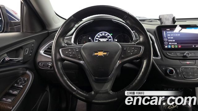 Chevrolet Malibu 2.0 Turbo Premier Special 2019 — фото 13