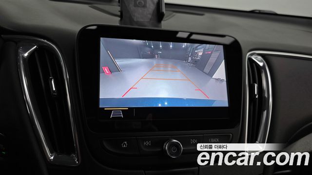 Chevrolet Malibu 2.0 Turbo Premier Special 2019 — фото 15