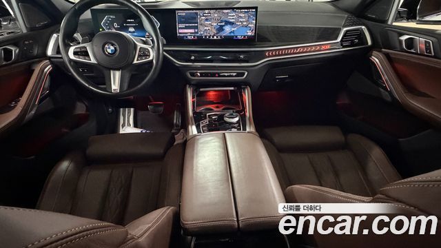 BMW X6 (G06) xDrive40i M Sport 2024 — фото 7