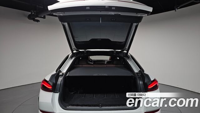 BMW X6 (G06) xDrive40i M Sport 2024 — фото 24