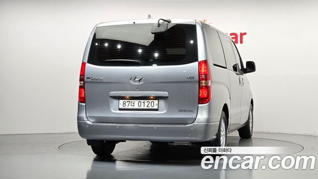 Hyundai Grand Starex Van 5-Seater Modern 2021 — фото 4
