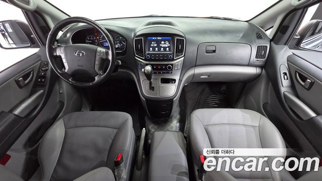 Hyundai Grand Starex Van 5-Seater Modern 2021 — фото 7