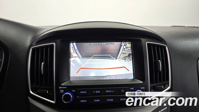 Hyundai Grand Starex Van 5-Seater Modern 2021 — фото 13