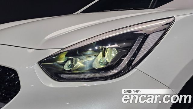 Kia Niro 1.6 HEV Noblesse Special 2020 — фото 22