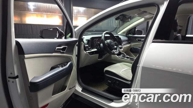 Kia Sportage (V) Gasoline 1.6 Turbo 2WD Nobleless Gravity 2022 — фото 10