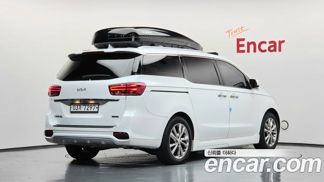 Kia Carnival 9-Seater Noblesse Special 2019 — фото 2