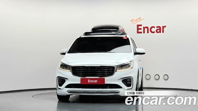 Kia Carnival 9-Seater Noblesse Special 2019 — фото 3