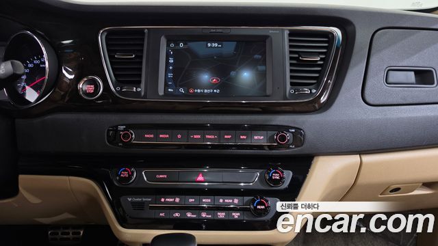 Kia Carnival 9-Seater Noblesse Special 2019 — фото 13