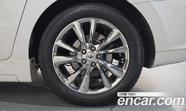 Kia Carnival 9-Seater Noblesse Special 2019 — фото 21