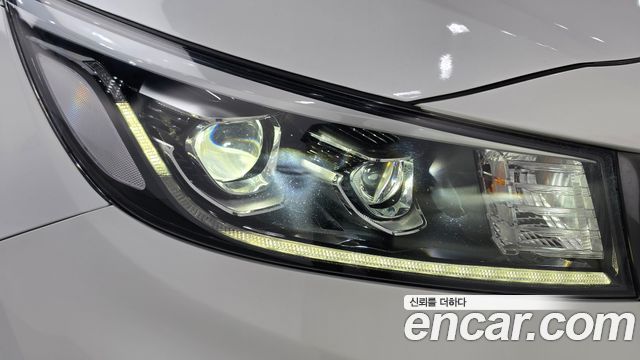 Kia Carnival 9-Seater Noblesse Special 2019 — фото 22