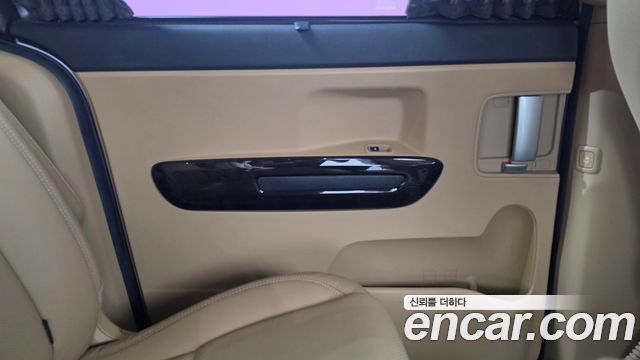 Kia Carnival 9-Seater Noblesse Special 2019 — фото 25